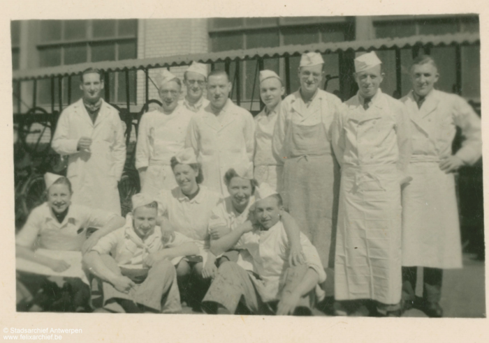 Photo de groupe de personnel de cuisine